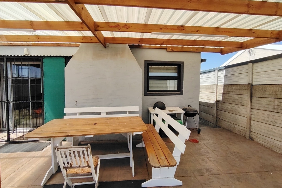 2 Bedroom Property for Sale in Bonnie Brae Western Cape